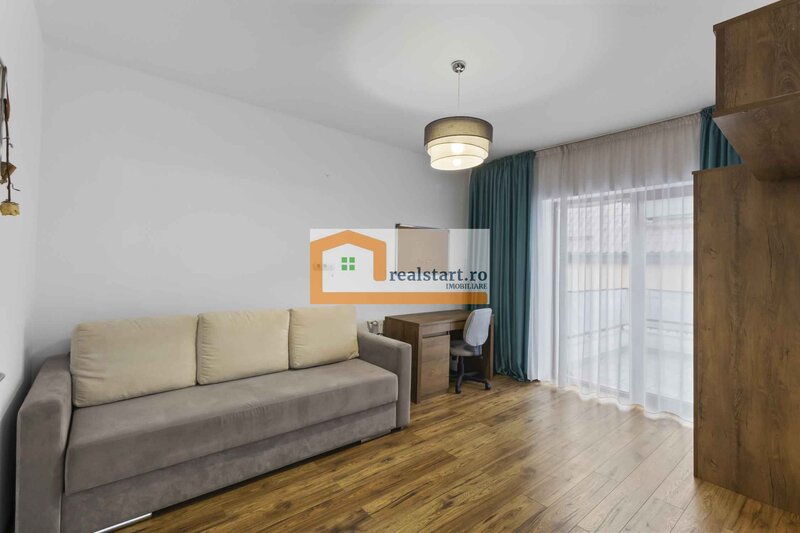 Tractorul, Vila tip triplex P+1+M (de mijloc), 2 loc parcare, curte proprie